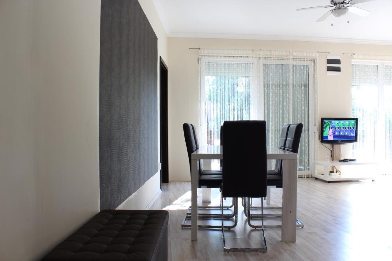 Medlin Apartman Apartment Siofok Exterior photo